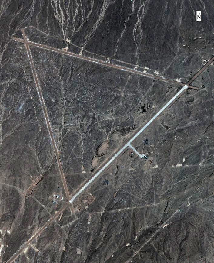 中國羅布泊被爆出正秘密擴建神祕機場。 圖 : 翻攝自planet / superdove