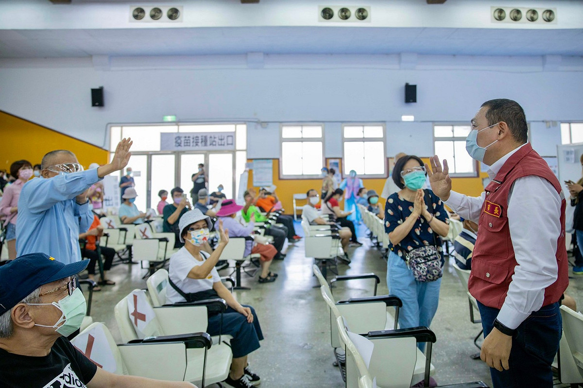 新北67歲以上長者327處接種點同步施打莫德納疫苗接種 圖：新北市衛生局提供