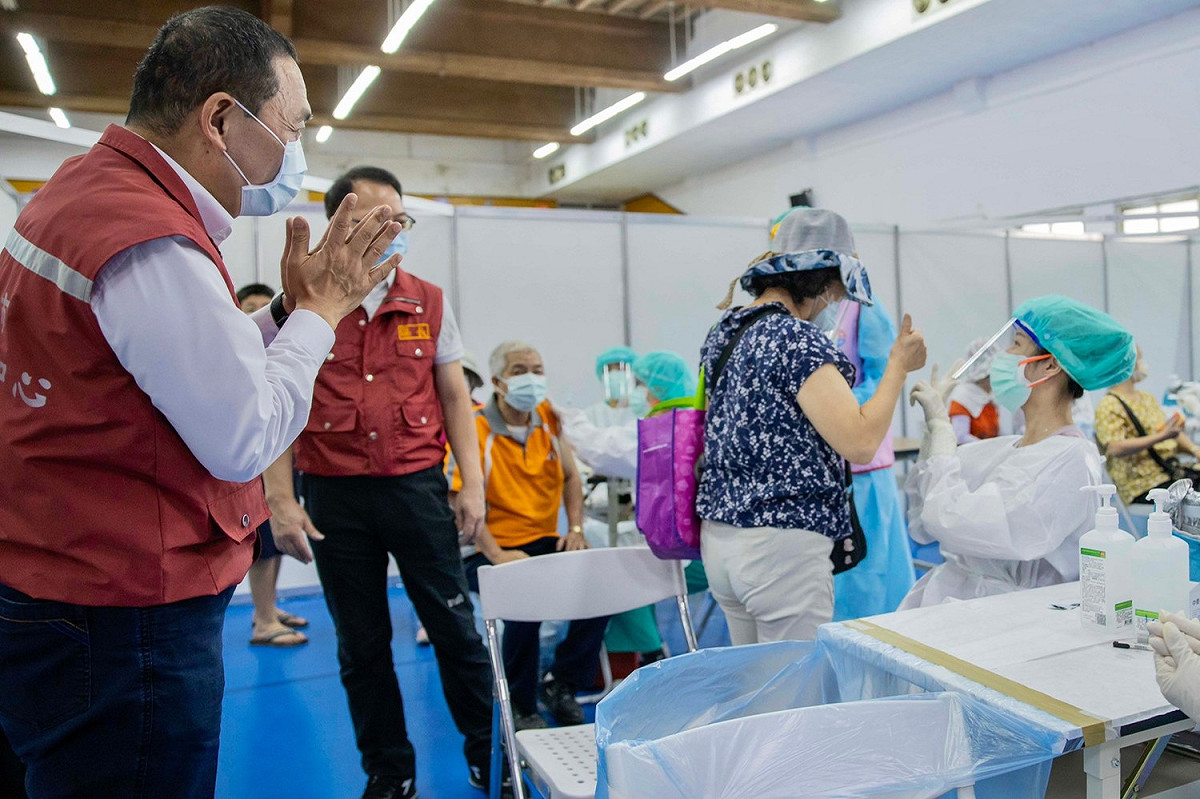 新北65歲以上長者同步開放預約莫德納疫苗接種 圖：新北市衛生局提供