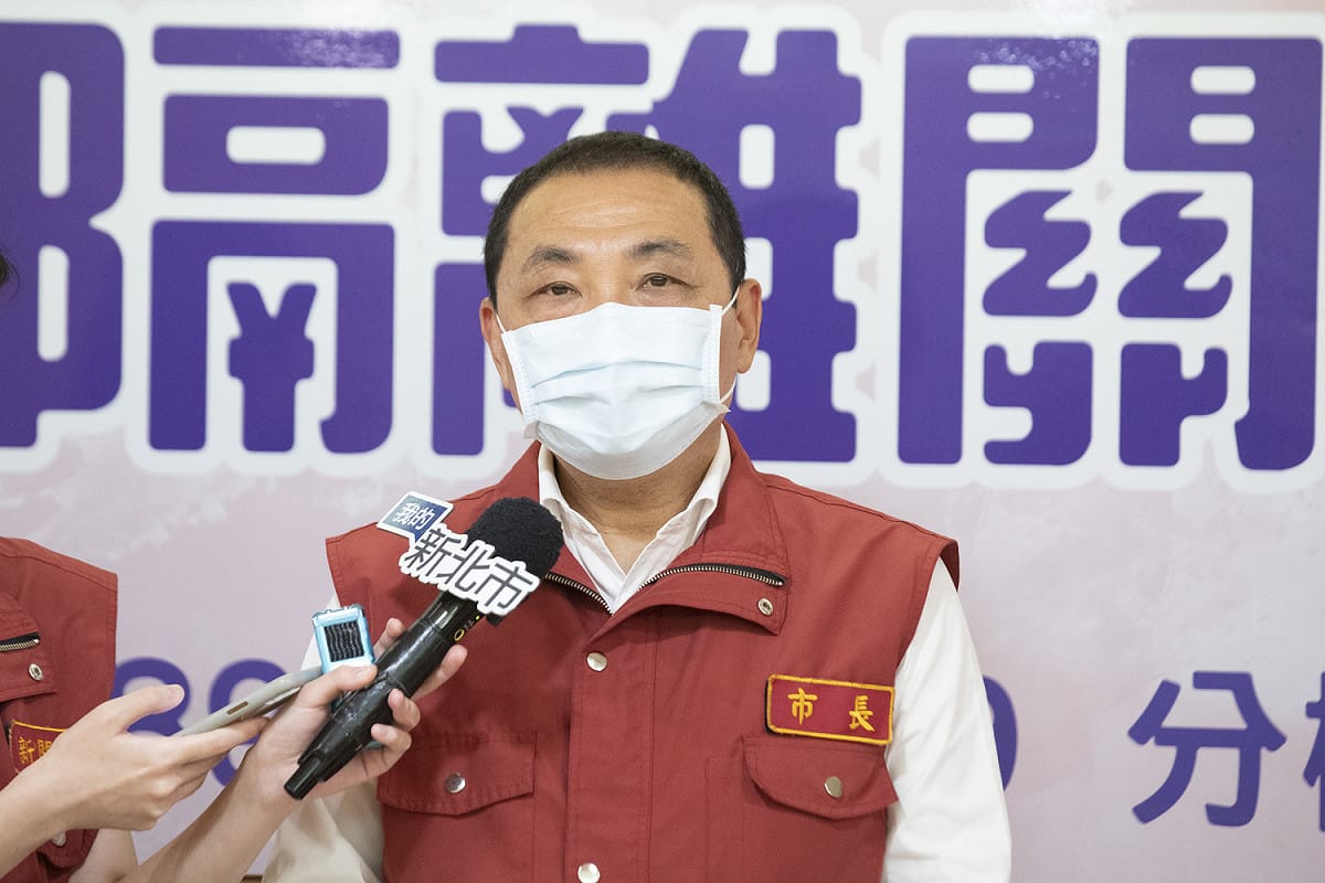 侯友宜指出，新北市在歷經66日每天都有新增確診個案後，昨日首見「零確診」，社區篩檢扮演非常重要關鍵角色。 圖：新北市政府／提供