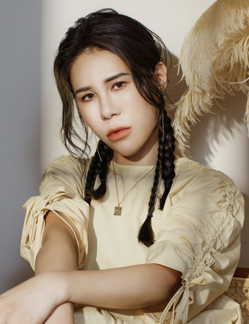 丹尼婊姐回答粉絲感情問題。 圖：翻攝IG／丹尼婊姐