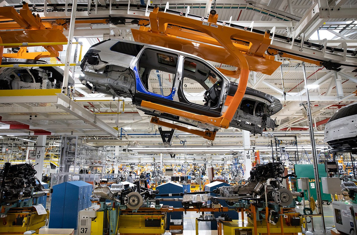 全球第四大汽車集團斯泰蘭蒂斯（Stellantis）表示，晶片短缺將延續到2022年，汽車製造也會持續受影響。 圖：翻攝自Stellantis North America臉書