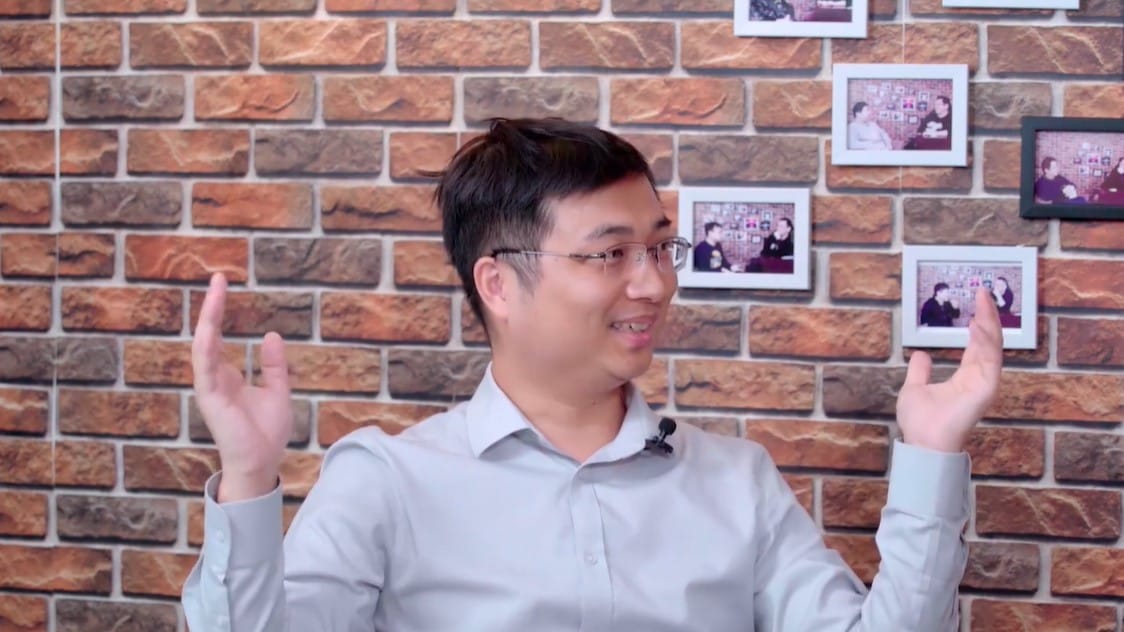 FPX老闆李淳在上週遭大批網友出征後，仍於昨（21）日表示支持假賽選手Bo。 圖：翻攝自bilibili導演BK