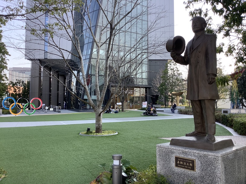 日本奧運先驅加藤治五郎做夢也沒想到東奧會如此荒腔走板，圖為東奧廣場。 圖:劉黎兒攝影