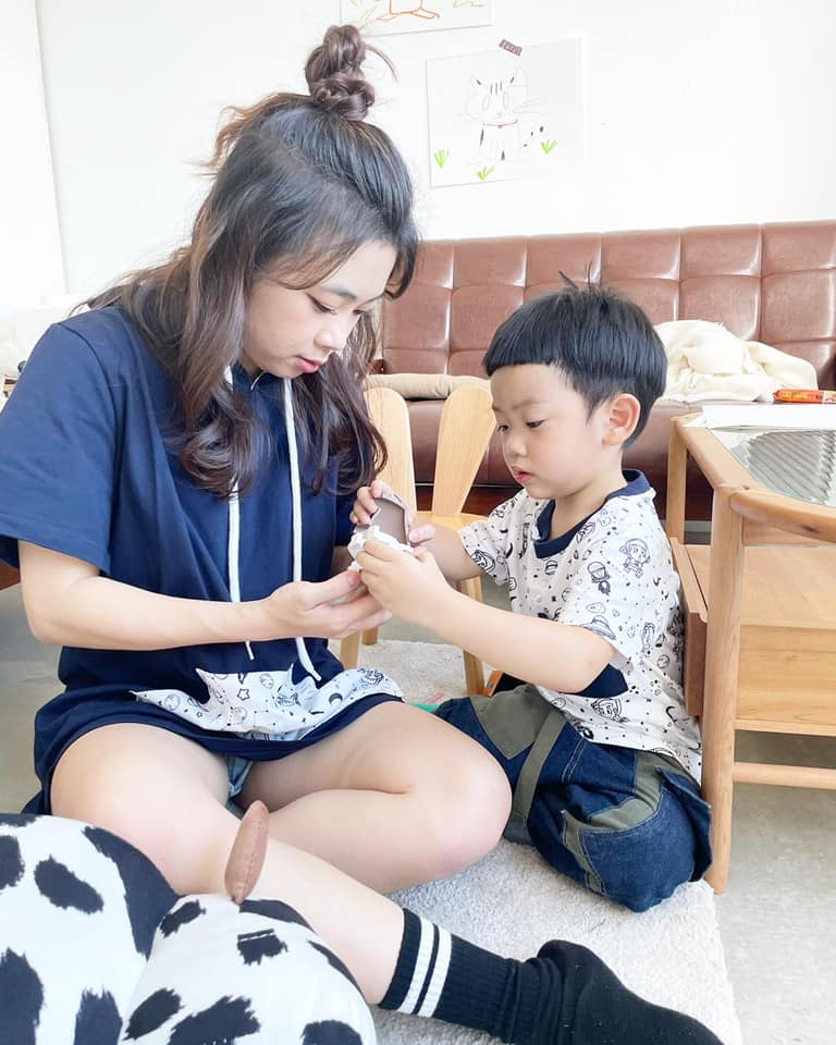 二伯日前宣布推出個人品牌 圖：翻攝自二伯Facebook