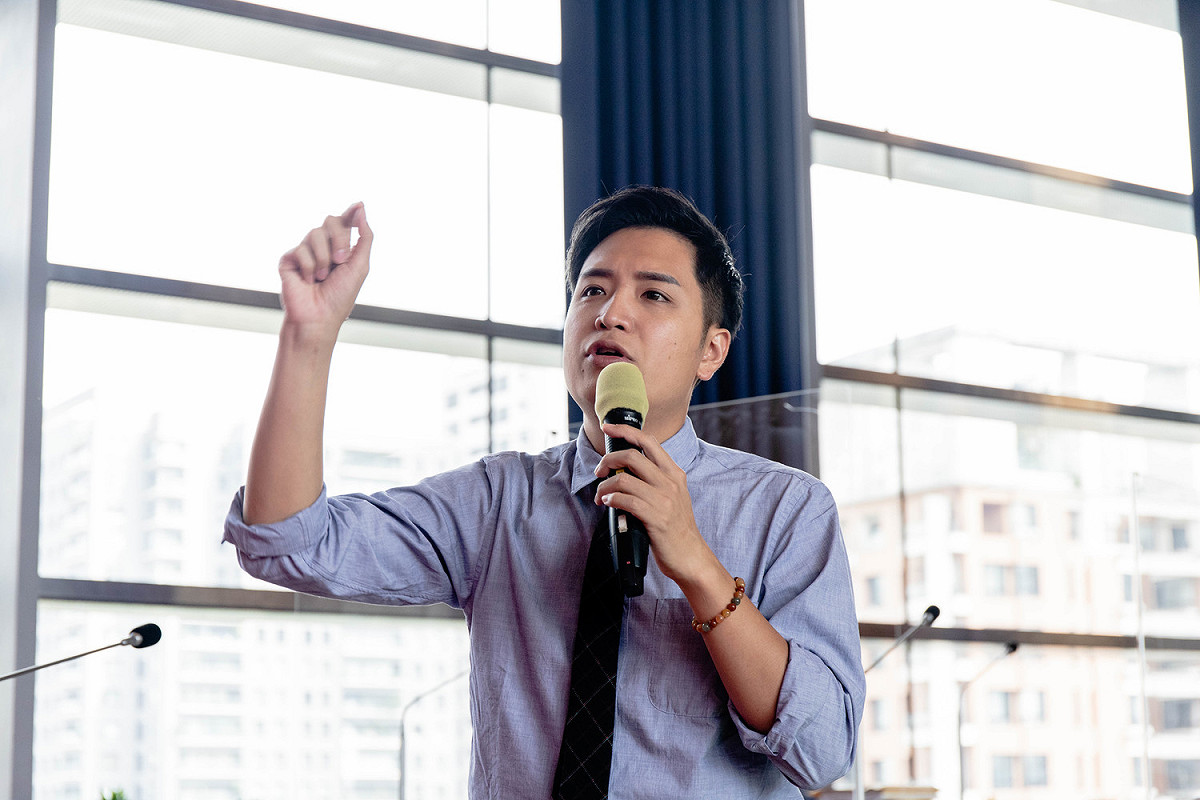 國民黨市議員羅廷瑋要求市府應讓復業手續從簡。 圖:市議員羅廷瑋/提供
