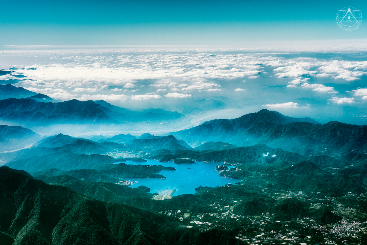 透過照片，在家也能享受日月潭雲海美景 圖：農林航空測量所提供
