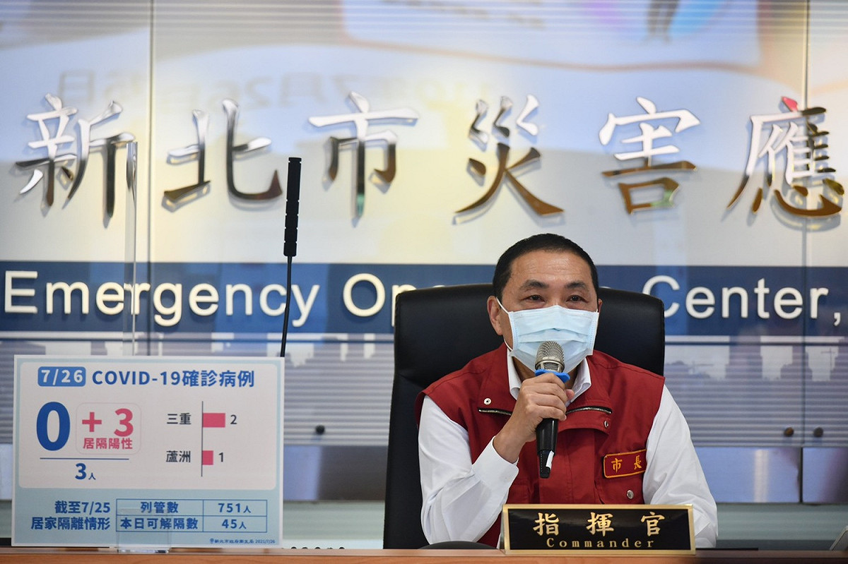 侯友宜表示，只要疫情持續保持零確診情況，相信能很快恢復餐飲內用。 圖：新北市政府提供