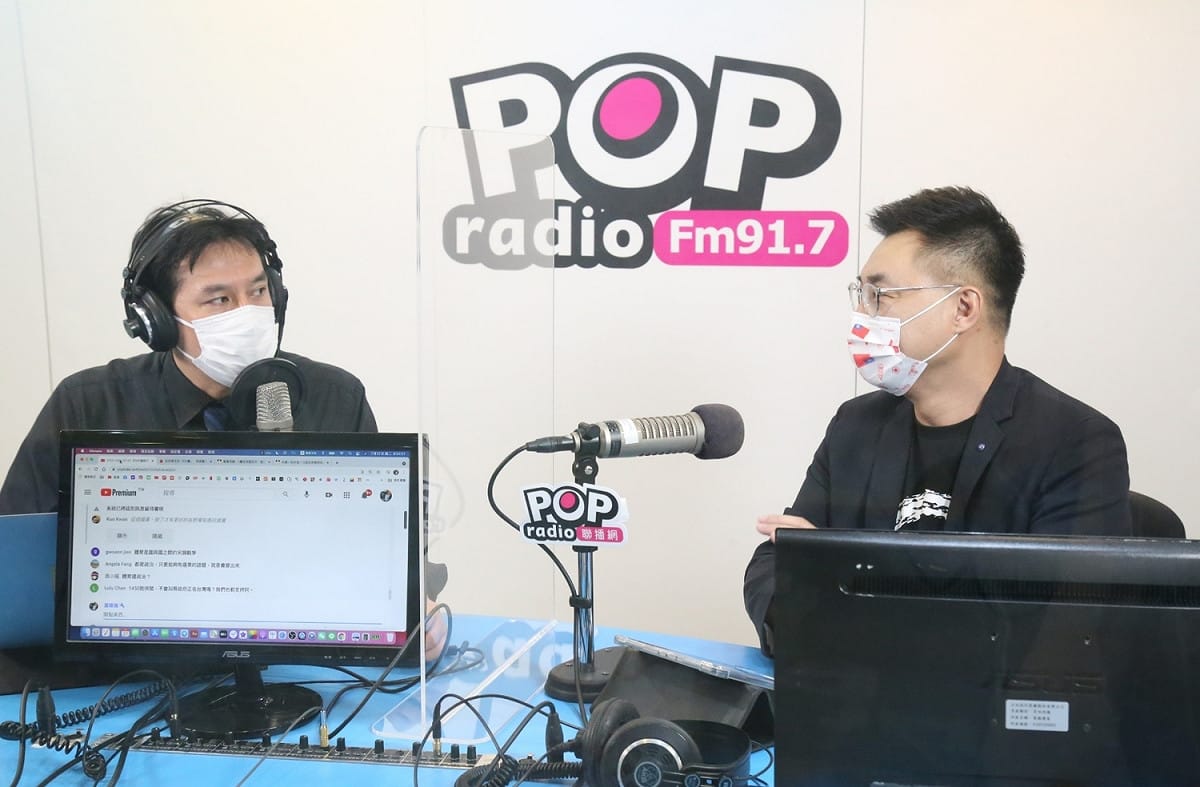 國民黨主席江啟臣接受黃暐瀚專訪。 圖：《POP撞新聞》/提供