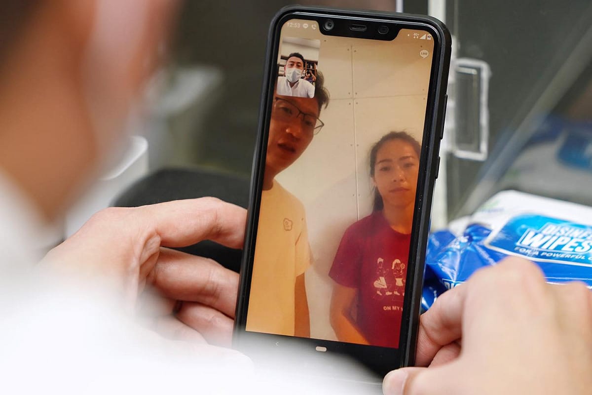 台灣射箭女將譚雅婷東奧射箭個人賽64強止步，卻遭網友私訊嗆聲，新竹市長林智堅跨海和譚雅婷視訊，表達關心。 圖：翻攝林智堅臉書