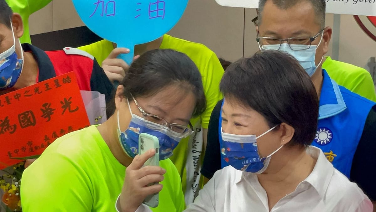 王星皓代表台灣出賽東奧游泳項目，最後無緣晉級，台中市長盧秀燕在臉書發文勉勵。 圖：取自盧秀燕臉書