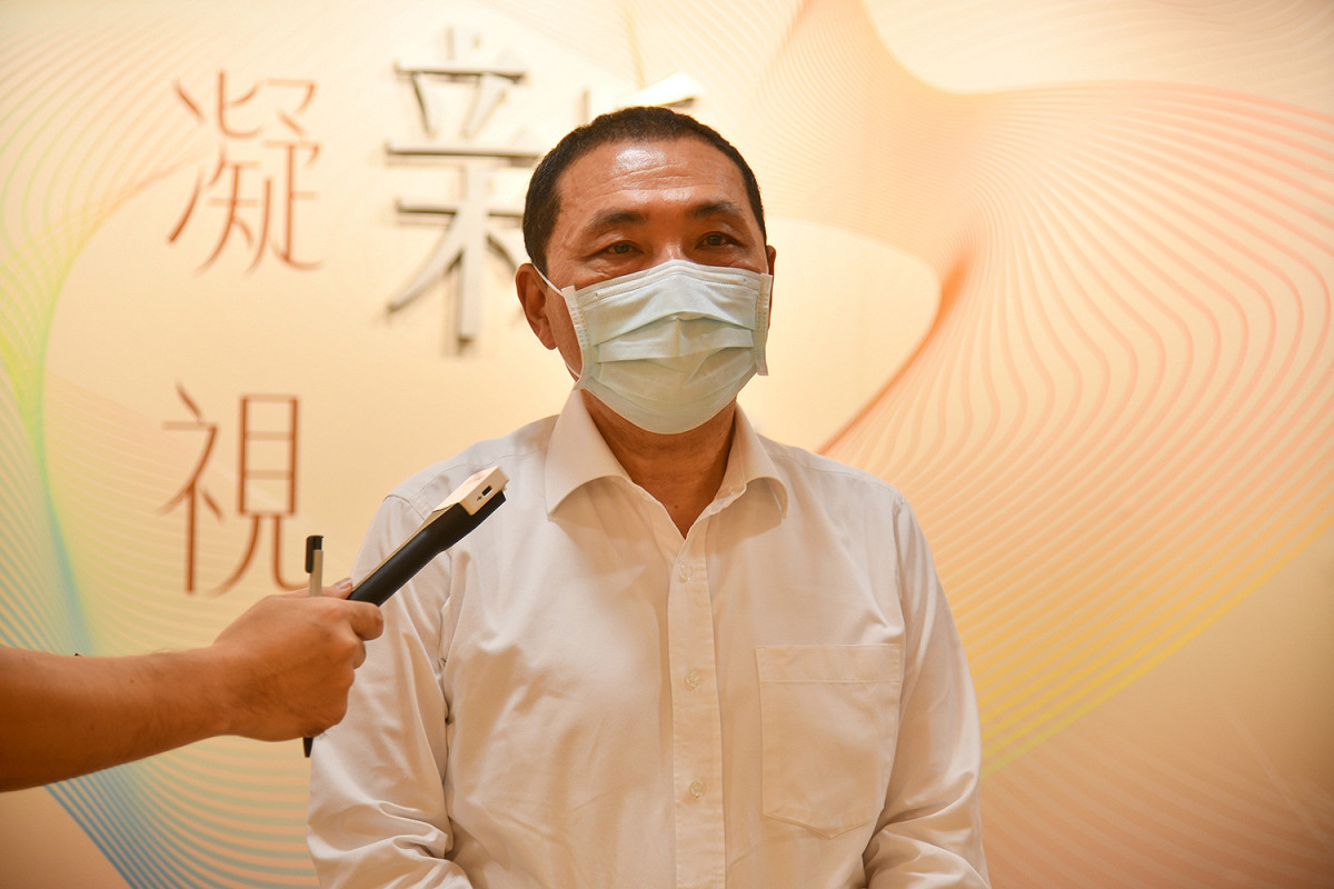 侯友宜表示，地方適時將疫苗接種執行過程的問題向中央反應，中央地方同心補足落差，讓民眾安心接種疫苗。 圖：新北市政府／提供