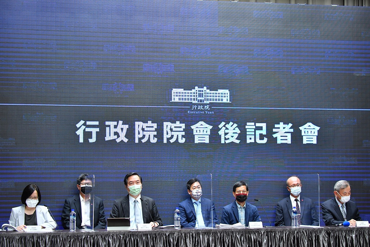 行政院今（29）天舉行院會後記者會。 圖：行政院提供