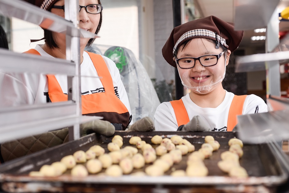 新北庇護攜手板橋大遠百辦購物節，盼各界支持身心障礙就業。 圖：新北市勞工局提供