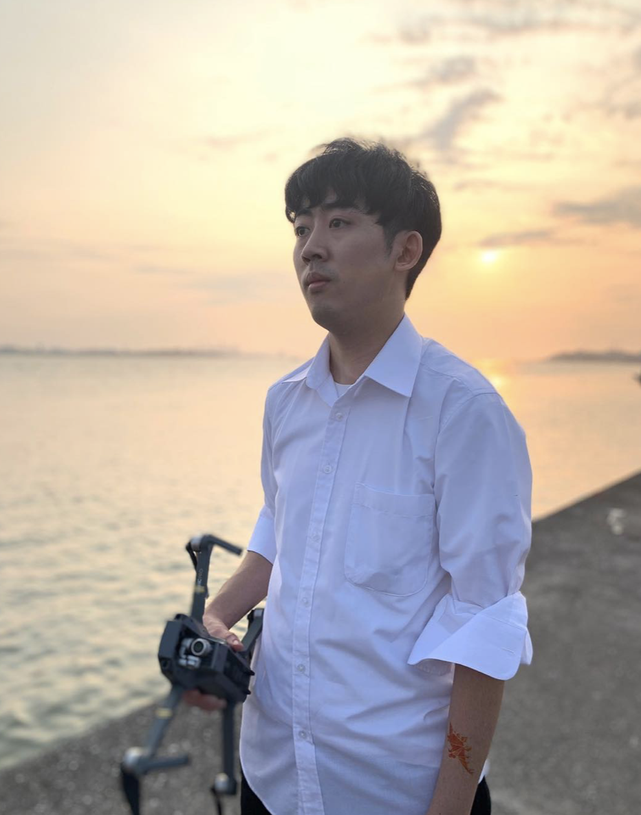 網紅阿憲曝左手受傷原因。 圖：翻攝IG/阿憲