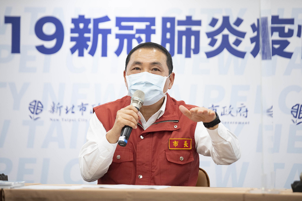侯友宜認為，無論是發振興券或發現金，希望政府趕快做決定，越快發越好。 圖：新北市政府／提供