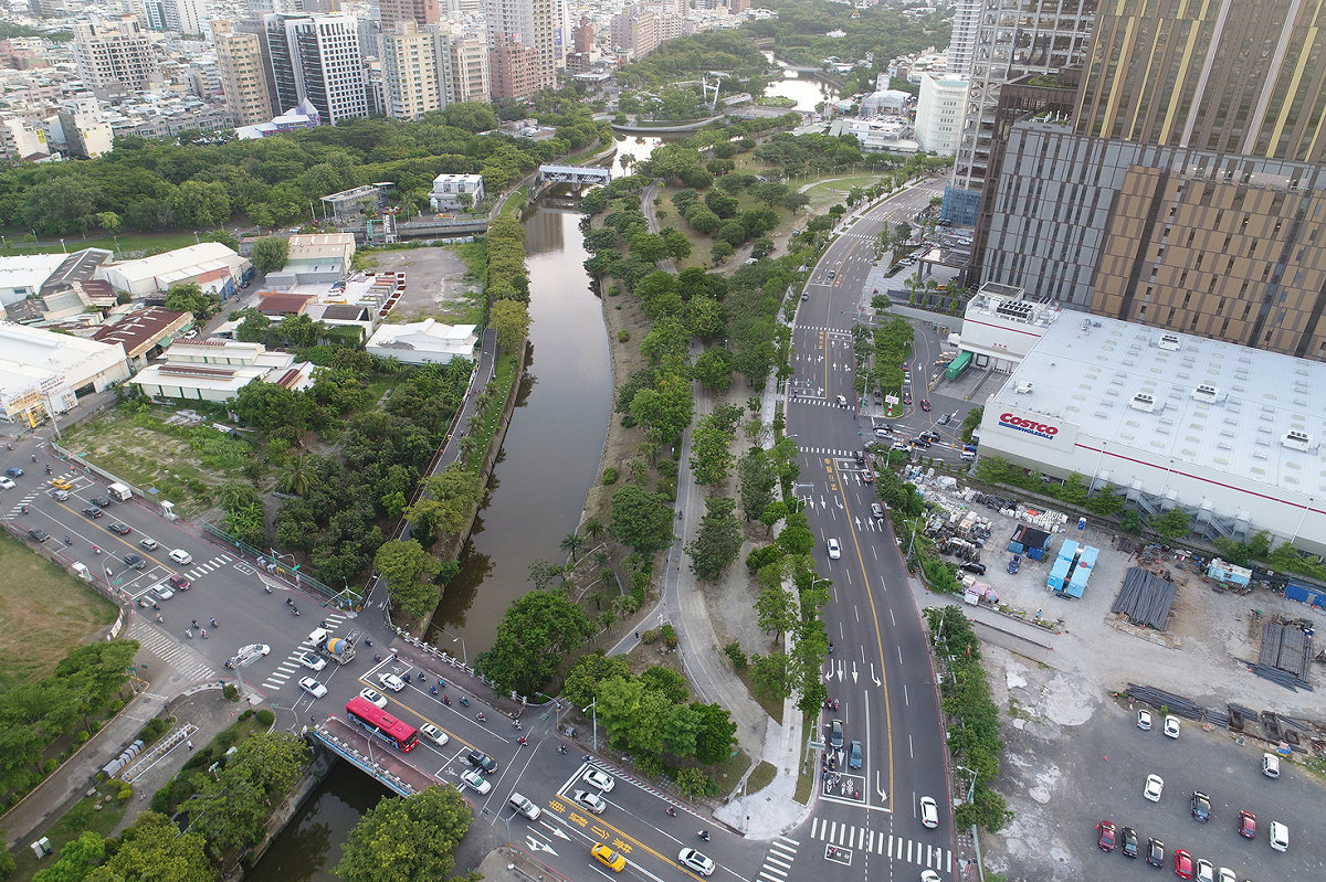 高雄好市多、義享天地附近交通車流重整。 圖：高雄市政府提供