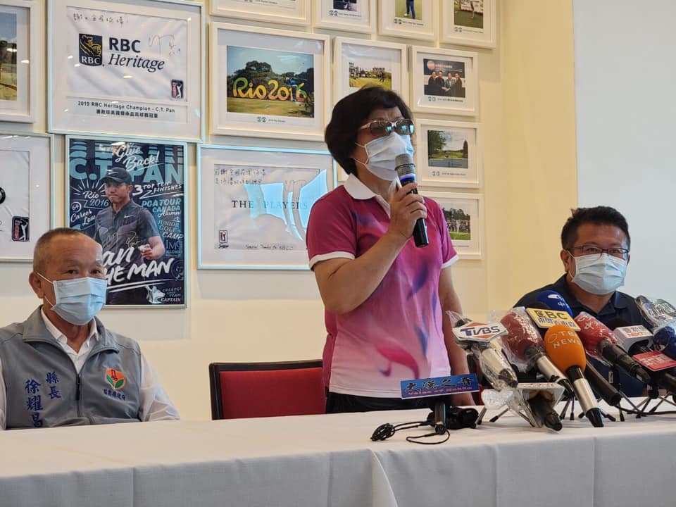 潘政琮媽媽康月美說，看潘政琮比賽的時候太緊張，都沒辦法好好吃飯。 圖：取自劉秋東臉書