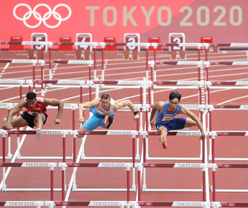 參加男子110公尺跨欄準決賽的陳奎儒選手  照片提供：體育署