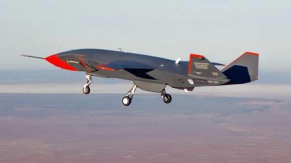 波音公司發布的「忠誠僚機」原型機。 圖：翻攝波音公司官網