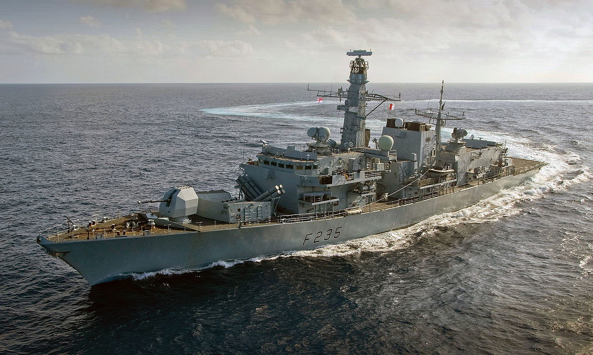 英國皇家海軍「23型」導彈護衛艦「蒙茅斯號(F235)」。 圖：翻攝維基百科/OGL v1.0