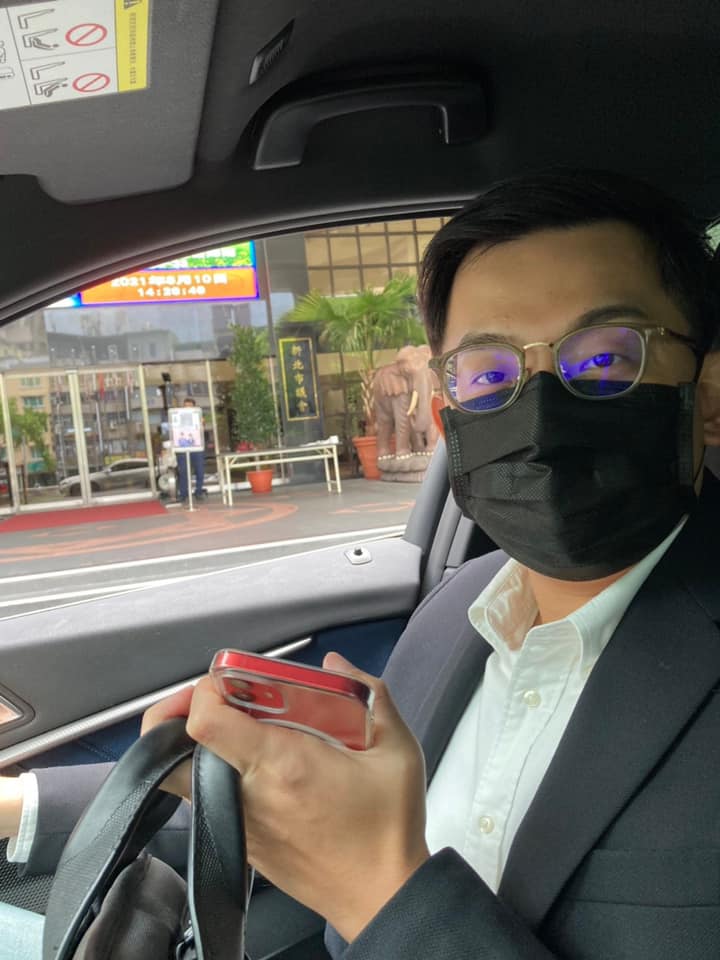 前台中市新聞局長卓冠廷表示，國際的「台灣模式」逐漸成形，國際友人近年已形塑「台灣模式」。 圖：取自卓冠廷臉書（資料照片）
