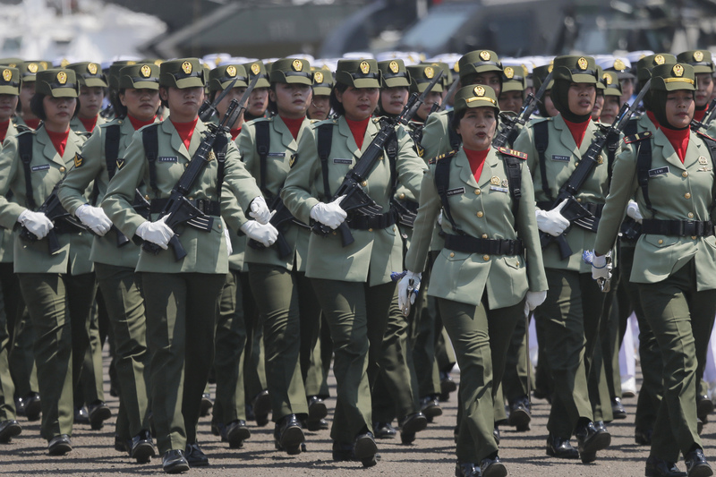 印尼陸軍廢止女兵「處女測試」 圖：達志影像/美聯社