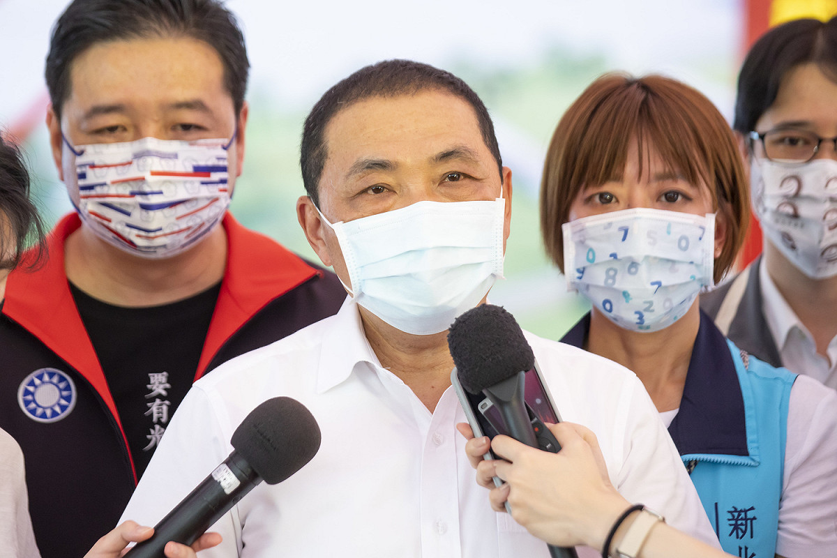 侯友宜強調台灣禁不起疫情再度的蹂躪，籲中央一定要嚴守防疫，勿讓阻絕境外的作為出現破口。 圖：新北市政府/提供