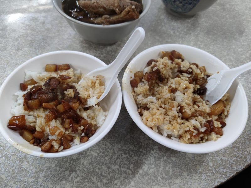 麵攤「滷肉飯」水準不OK？老饕點破2關鍵。 示意圖／翻攝自臉書社團《爆廢1公社》
