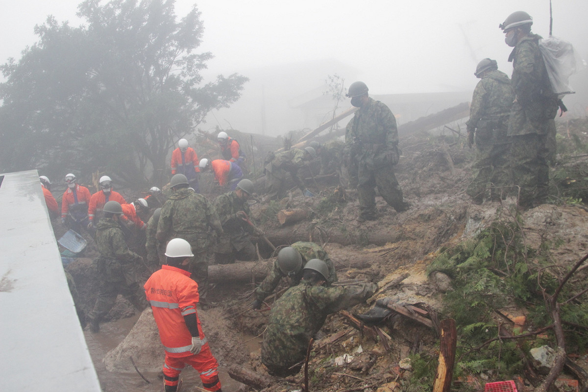 日本九州強降雨釀災，截至16日至少造成4死5失蹤。 圖：翻攝 陸上自衛隊　大村駐屯地推特
