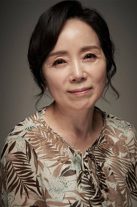 南韓資深演員金敏京於16日過世，經紀公司已證實此消息，並透露在今(18)日益早舉行葬禮。 圖：翻攝自經紀公司官網
