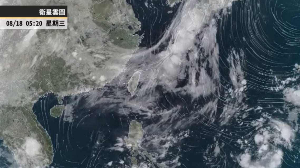 氣象專家賴忠瑋表示，受到鋒面接近影響，今日各地午後要慎防瞬間大雨。 圖：翻攝自臉書「天氣風險 WeatherRisk」