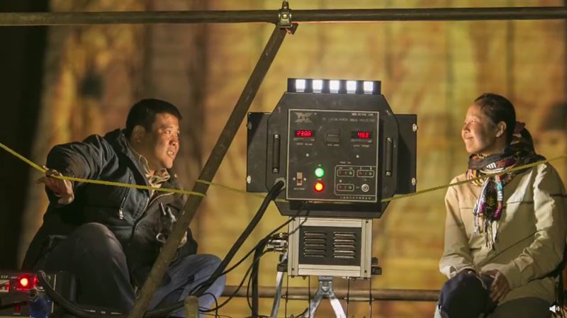 張昕宇、梁紅夫婦遭塔利班以每個人5萬美元（合約新台幣139萬3540元）的價格懸賞兩人項上人頭。 圖：翻攝微博