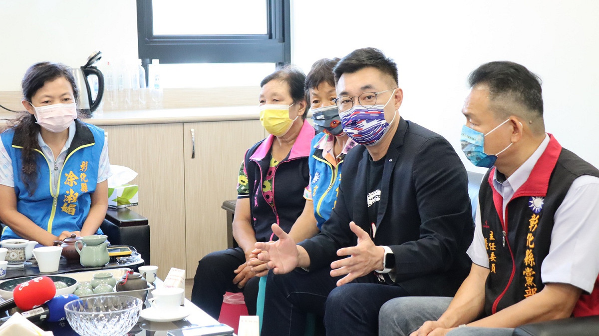 國民黨主席江啟臣拜會彰化縣議會，尋求地方支持。 圖：江啟臣辦公室/提供