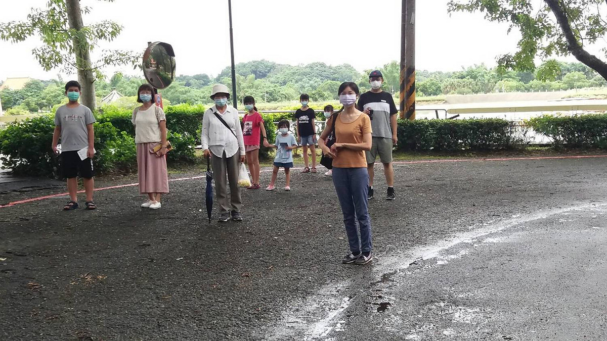 保持社交距離戶外安心踏青。 圖：台南觀旅局／提供