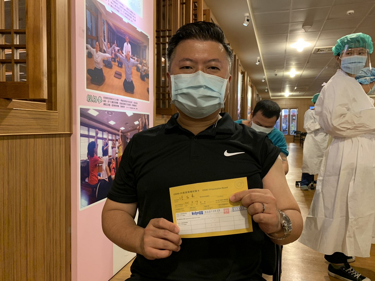 張志豪表示，國產高端疫苗是台美科學家的心血結晶，也是台灣之光，更是台灣面對COVID-19防疫的重大里程碑。 圖：新北市議員張志豪提供