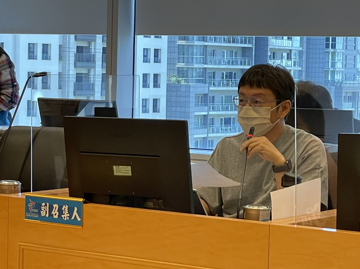 台中市議員江肇國質疑，文華高中校內所設「海峽兩岸青少年舞蹈交流研習基地」，背後單位為福建省政府，恐有政治涉入校園疑慮。校方則表示，僅為學生間單純的舞蹈交流。 圖：江肇國/提供（資料照片）
