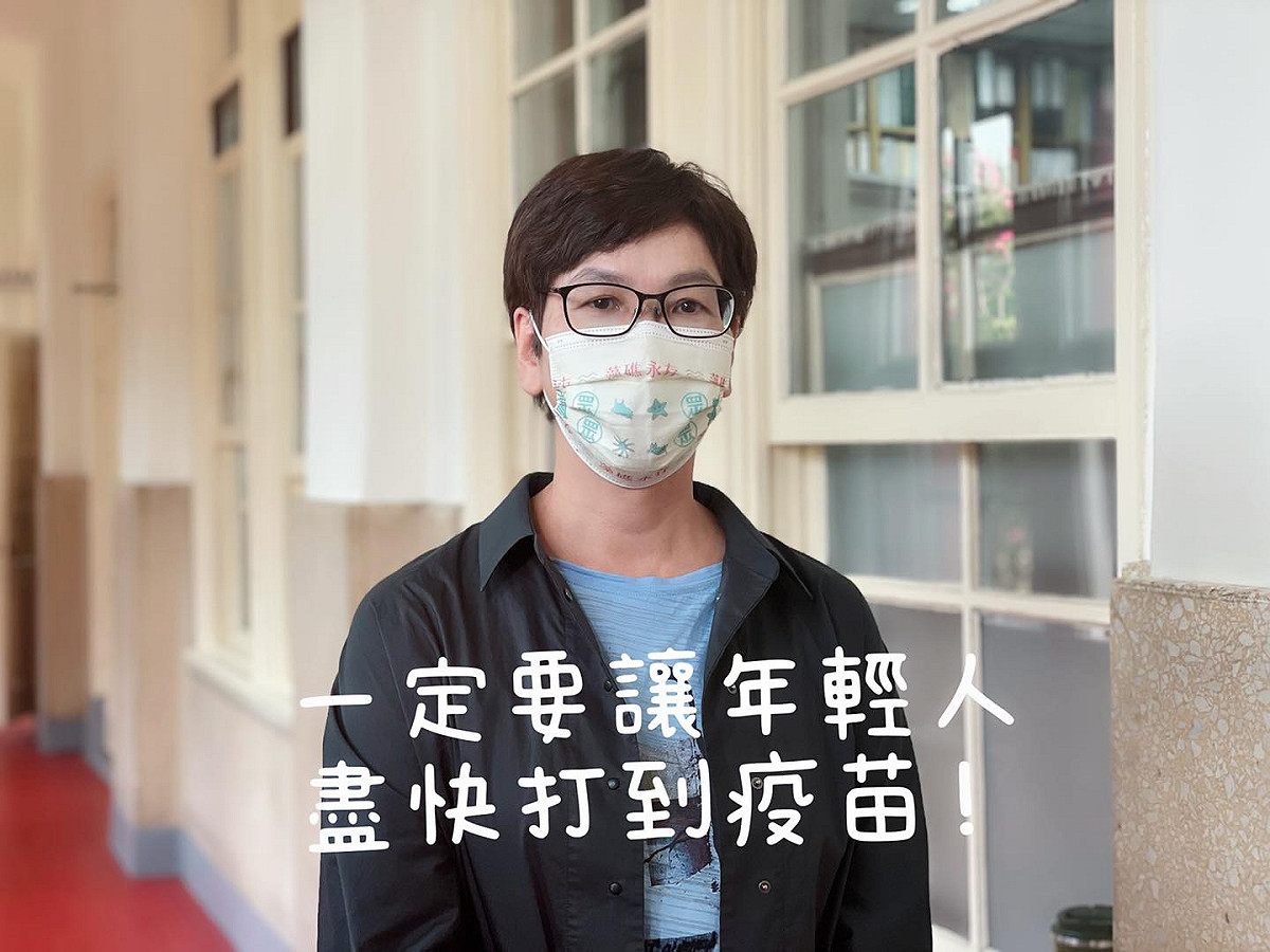 台灣民眾黨立委蔡壁如表示，不要因為「標籤」就任意把BNT打成「紅色疫苗」。 圖：擷取自蔡壁如臉書