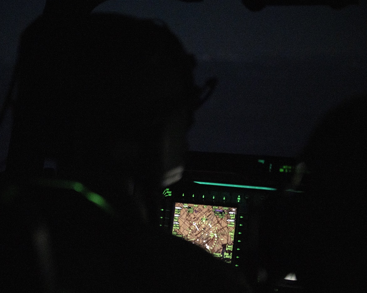美軍投注大批人力、物力部署阿富汗，美國空軍特種作戰司令部也予以支援，派人在空中監聽，此圖非當事人。 圖：翻攝自美國空軍特種作戰司令部