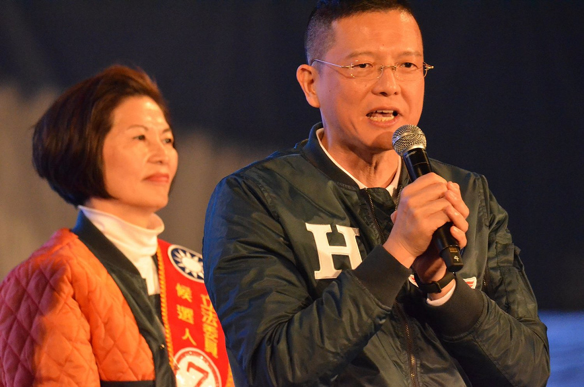 孫大千批「民進黨一直糾結在「復必泰」這三個字上讓人民乾等兩個月」 圖：翻攝孫大千臉書