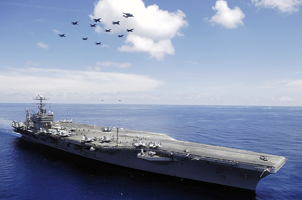 美軍尼米茲級航空母艦「林肯號(CVN-72)」。 圖：翻攝維基百科