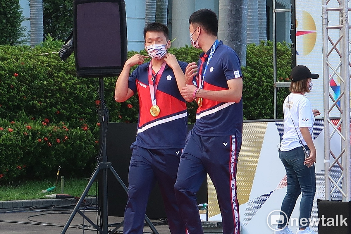羽球選手王齊麟、李洋。 圖：林朝億/攝