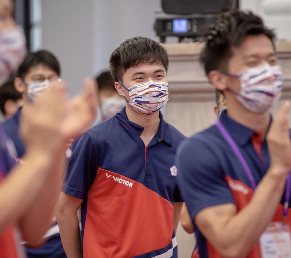 桌球好手林昀儒與「鞍馬王子」李智凱參加「Our Heroes！台灣英雄凱旋派對」。 圖：擷取自蔡英文IG