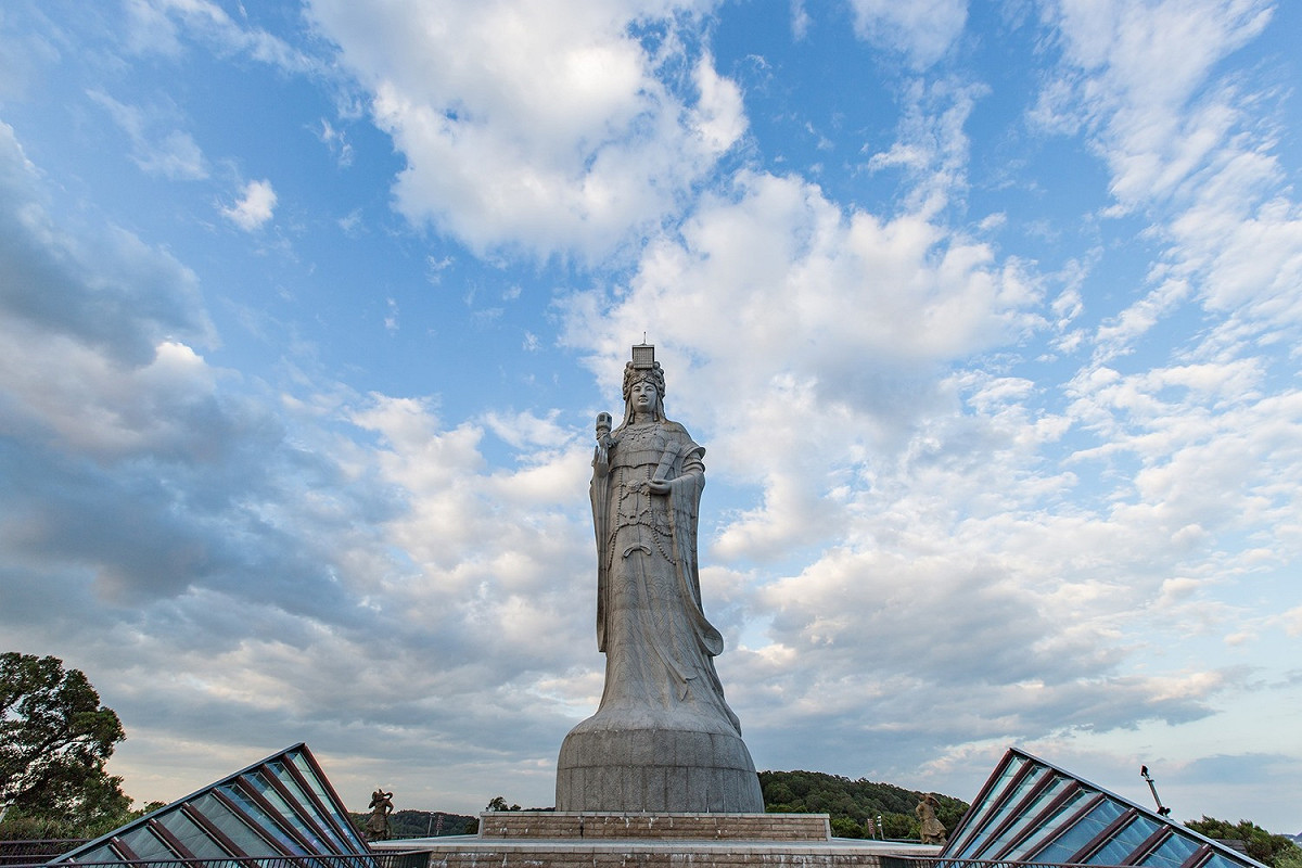 9月至11月將根據臉書指示完成任務後，前往指定兌換地點出示發文證明，即可兌換摸彩券。 圖：取自馬祖愛趴GO臉書