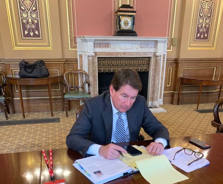 美國共和黨參議員海格提（Bill Hagerty）。 圖：翻攝Bill Hagerty Twitter（資料照）