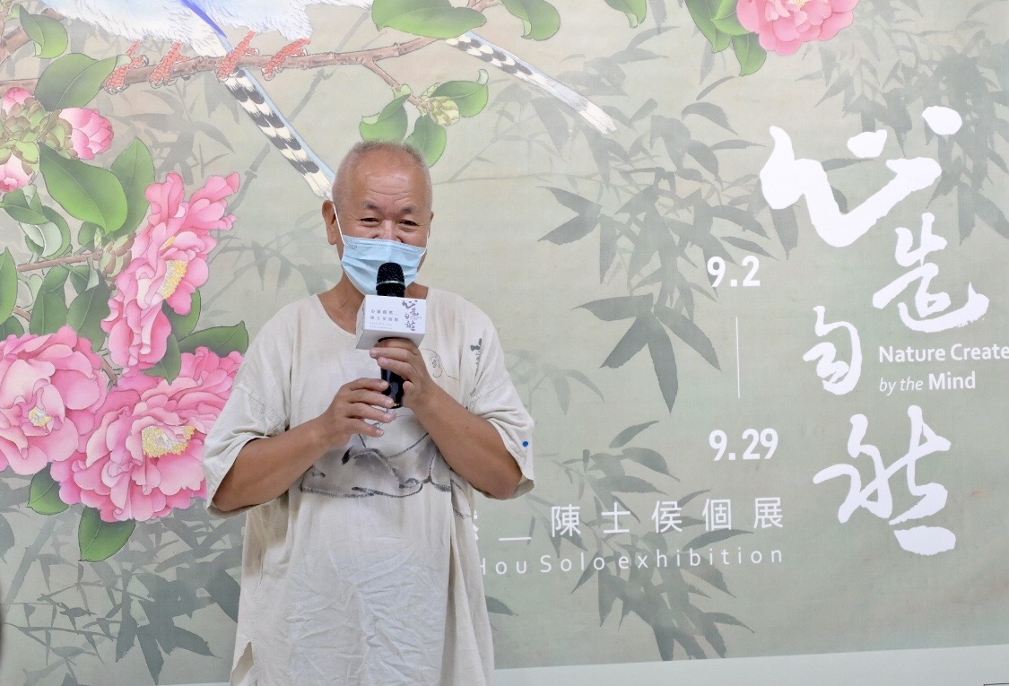 陳士侯將日常生活隨處可見的事物，融入自身觀點與工筆重彩的技巧，兼併融合中國傳統媒材與西方繪畫語言。 圖：新北市文化局提供