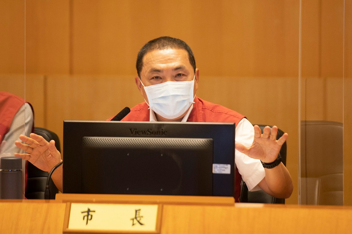 侯友宜表示，病毒已進到社區，呼籲民眾只要覺得有疑慮就出來廣篩。 圖：新北市政府/提供