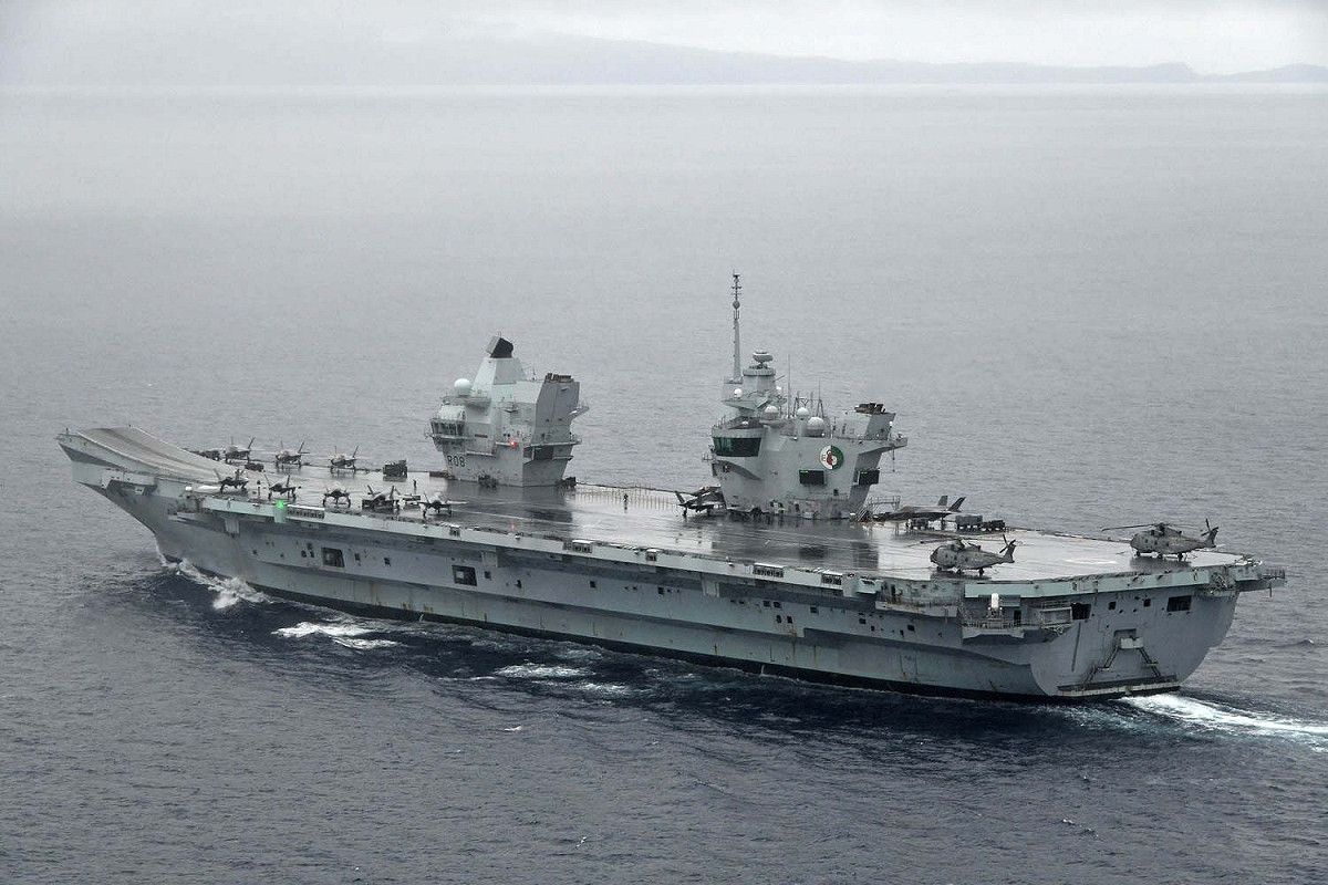 英國伊莉莎白航空母艦（圖）戰鬥群目前正與日本海上自衛隊、加拿大、荷蘭、美國海軍等聯合演練，以實現自由開放印度太平洋航行。 圖：翻攝自日本防衛省‧海上自衛隊臉書