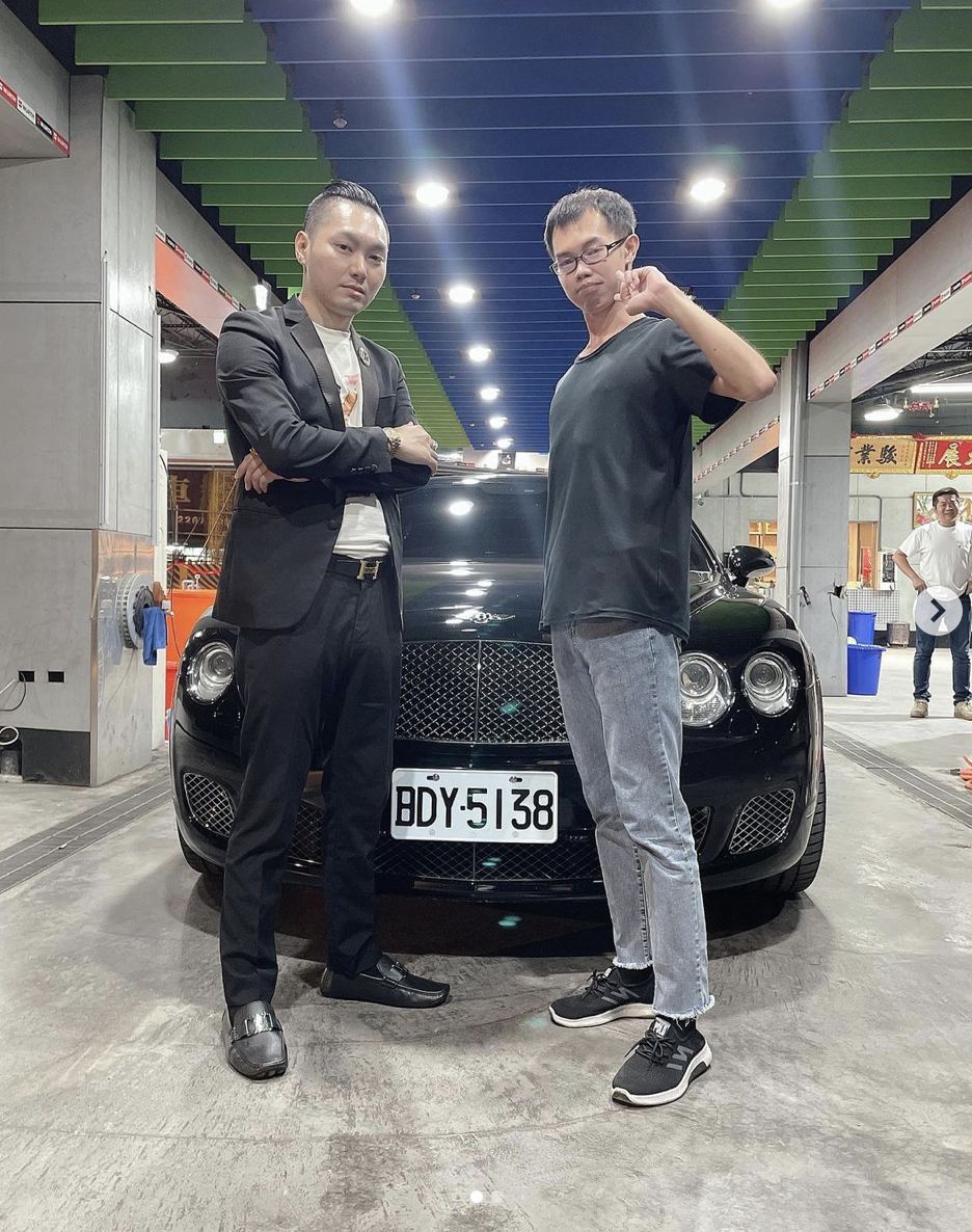 連千毅錄取鄧佳華為公司員工。 圖：翻攝IG/連千毅