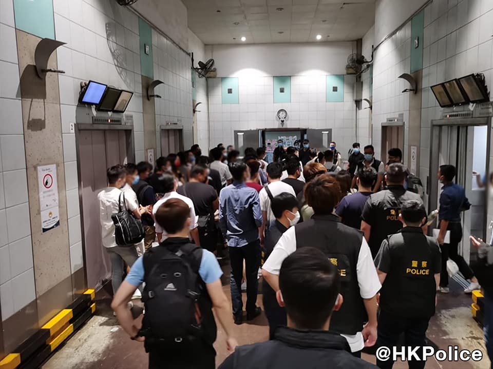 港警掃黑行動4天逮補298人。 圖：翻攝自香港警察臉書